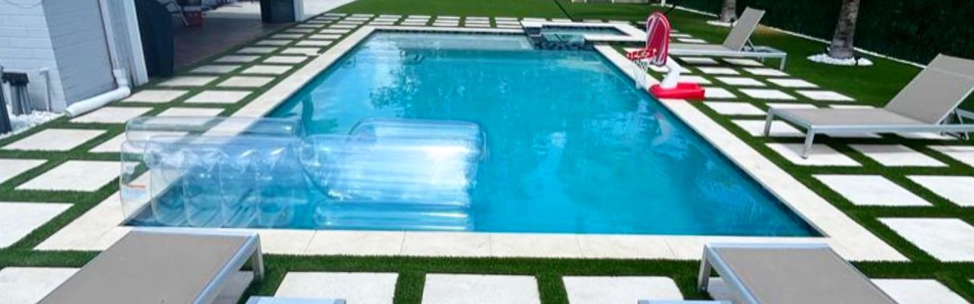 Piscina moderna en florida Piscina moderna en florida